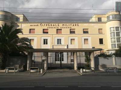 ...tra cui l�ospedale militare in corso Alcide de Gasperi